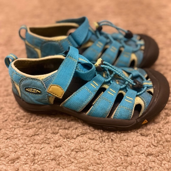 Keen Newport H2 Waterproof Shoes Big Kids Size 3 US Aqua Blue Neon Green Sandals - Picture 5 of 8
